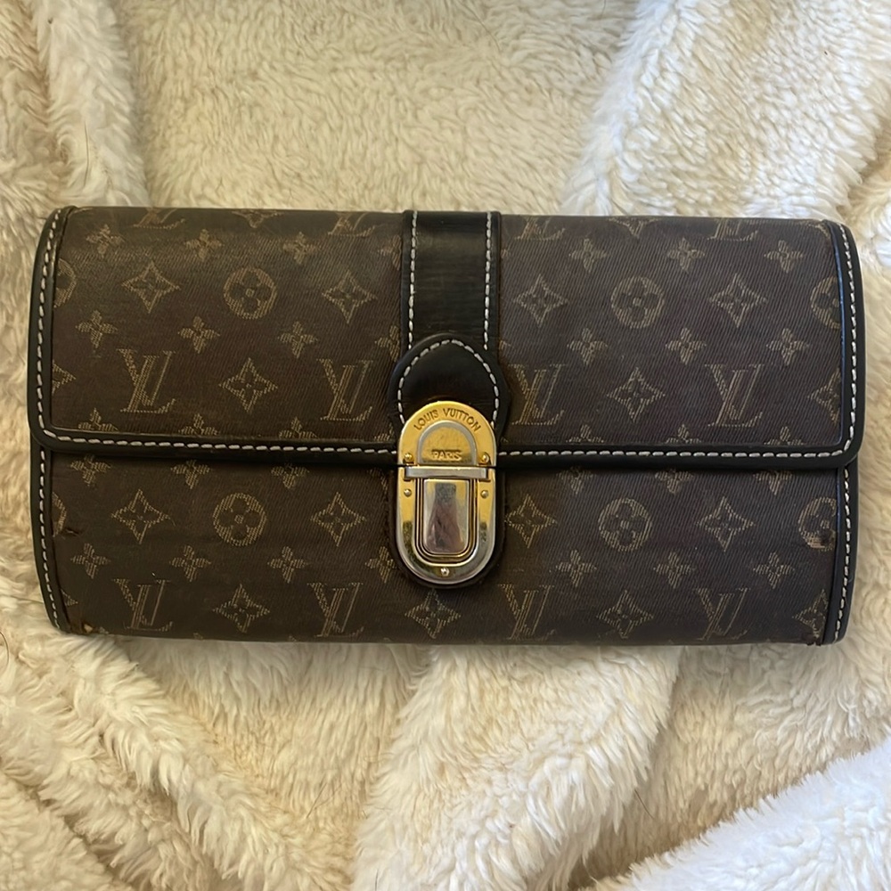 Louis Vuitton min lin pattern Sarah wallet EUC